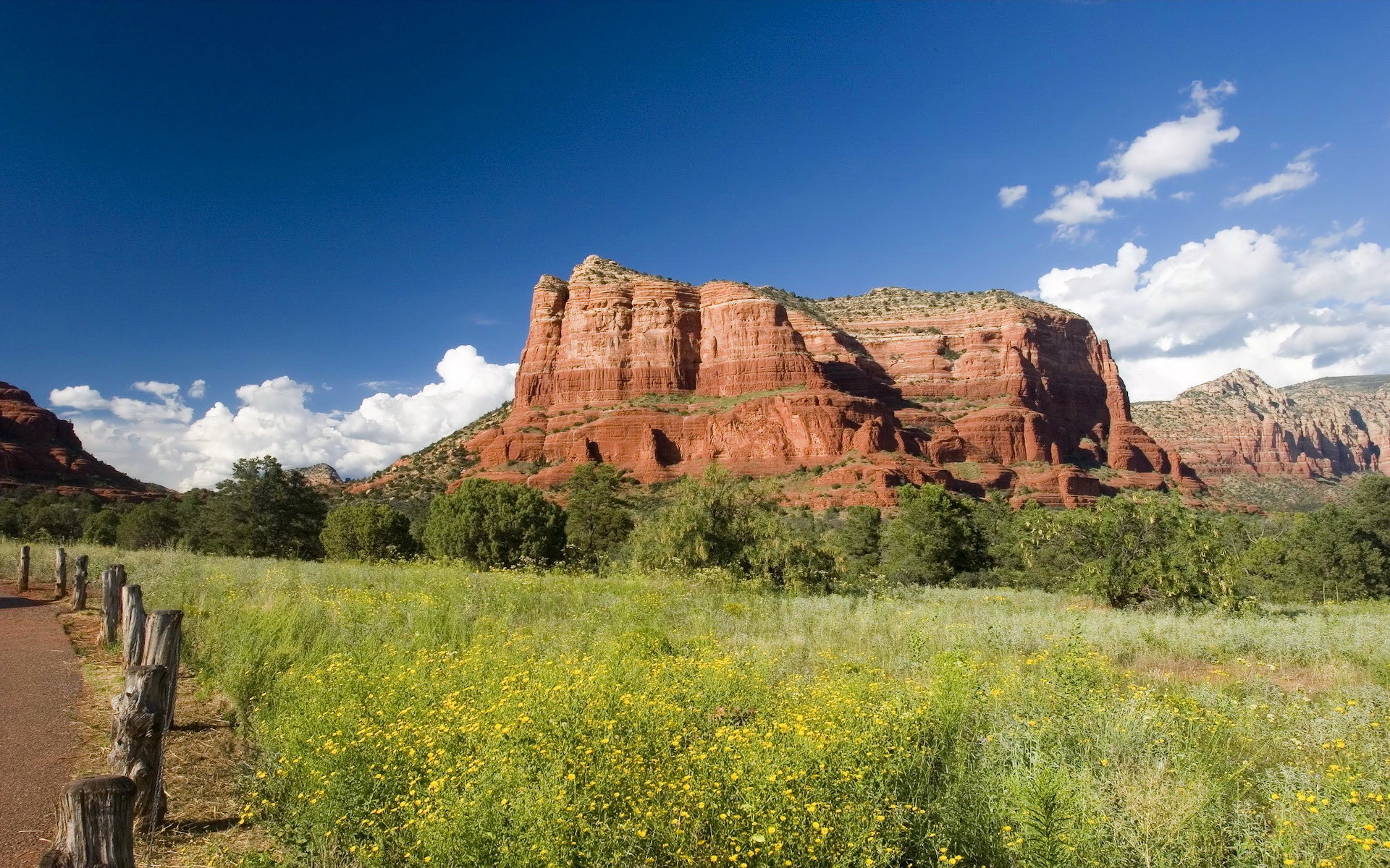 A CASA DOS SUSSURROS